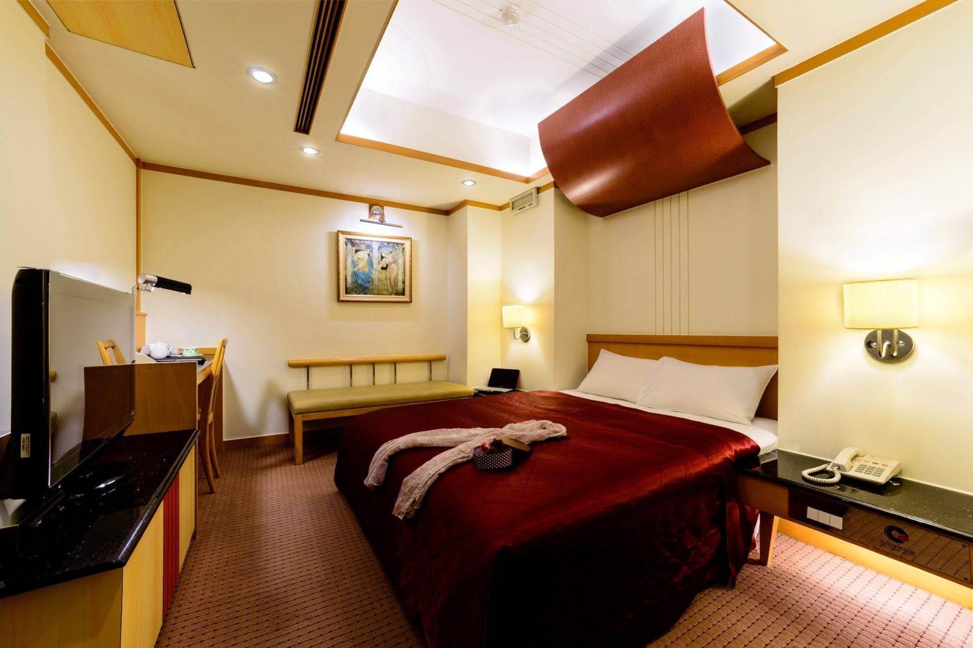 Kao Yuan Hotel - Zhong Zheng Taichung Eksteriør bilde